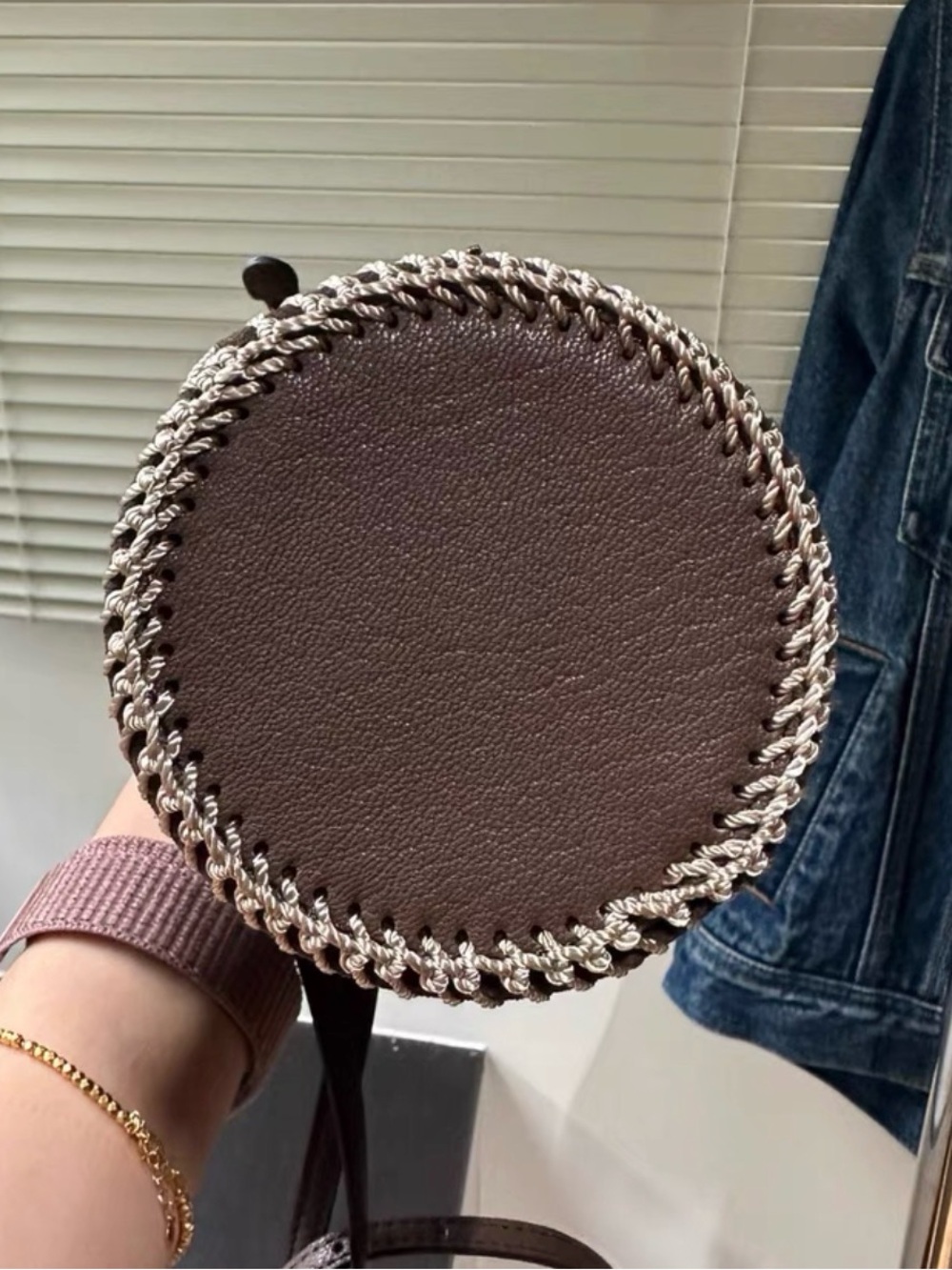 Anya Hindmarch eyes Brown Suede Bucket Crossbody - Picture 12 of 13